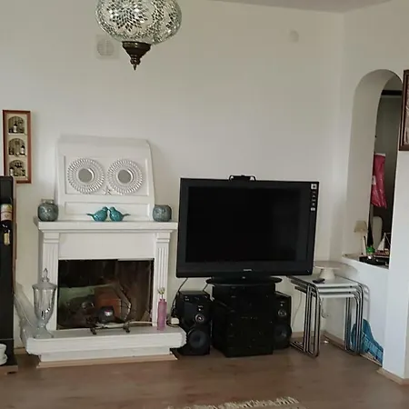 Tatil Evi Erdemil Mevkii Geris Alti Mahallesi Dalyan Caddesi Oraz Sitesi Bodrum