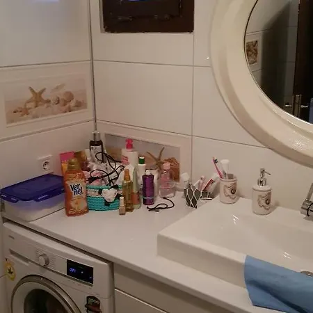 Tatil Evi Erdemil Mevkii Geris Alti Mahallesi Dalyan Caddesi Oraz Sitesi *